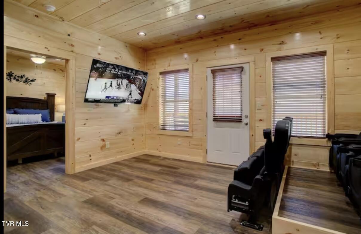 821 String Run Way Pigeon Forge, TN 37863 - Photo 40 of 67 IMG_7762