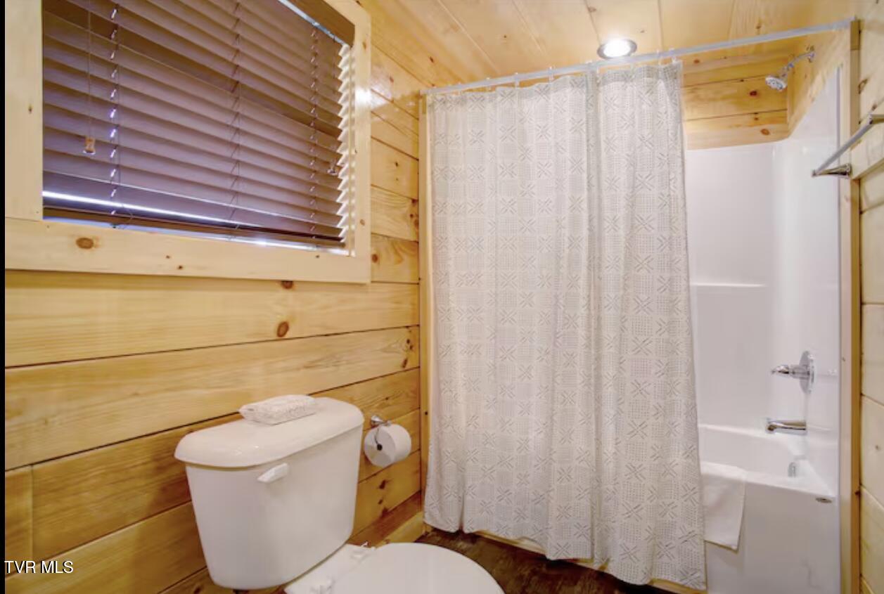 821 String Run Way Pigeon Forge, TN 37863 - Photo 50 of 67 IMG_7809