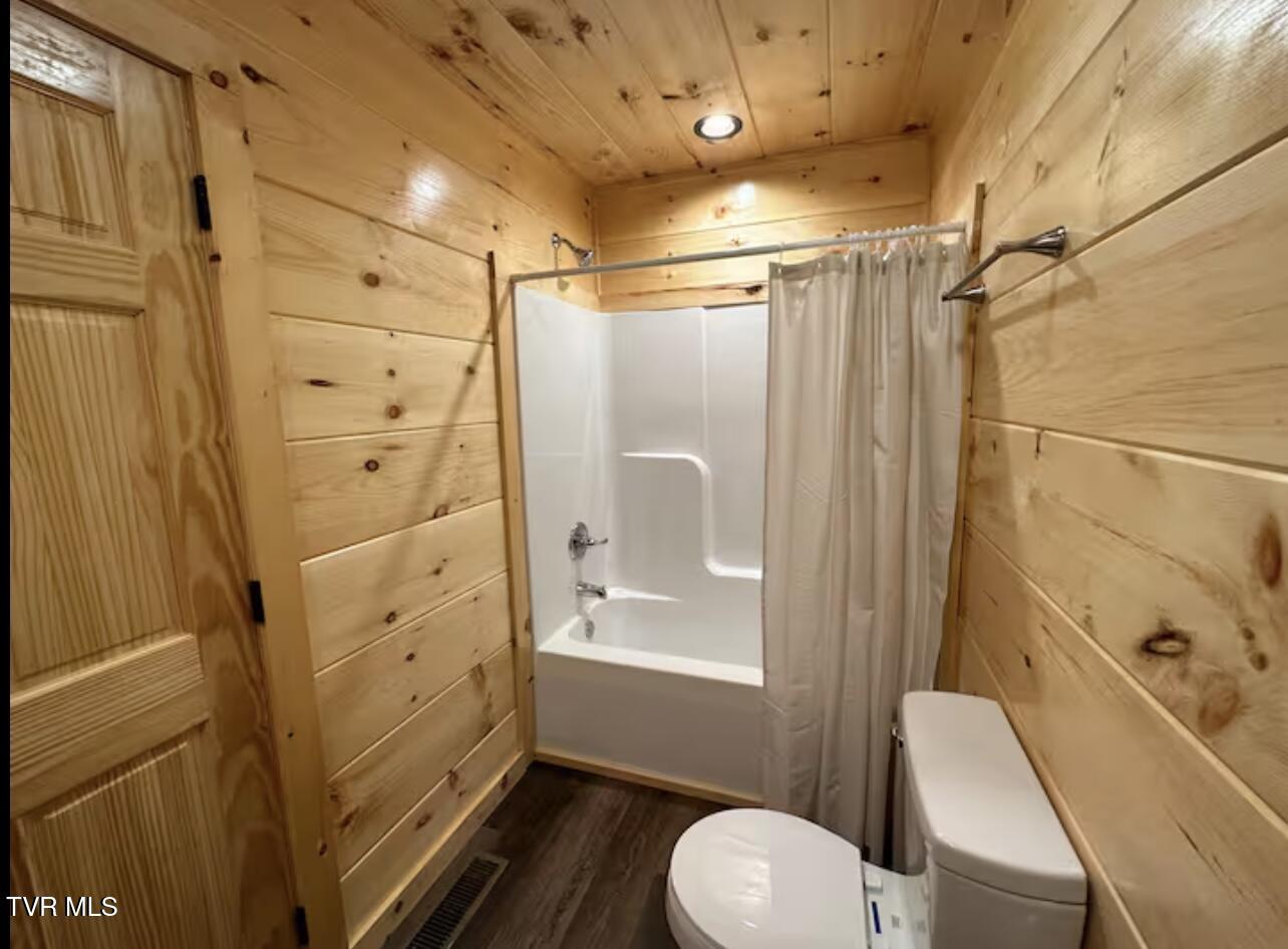 821 String Run Way Pigeon Forge, TN 37863 - Photo 54 of 67 IMG_7803