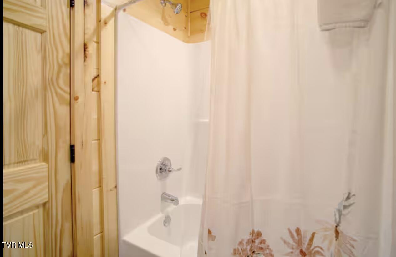 821 String Run Way Pigeon Forge, TN 37863 - Photo 61 of 67 IMG_7814