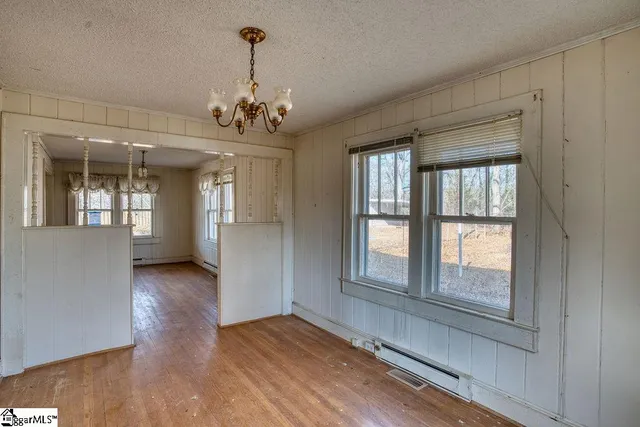 $239,900 | 7 Courtney Circle, Greenville, SC 29617