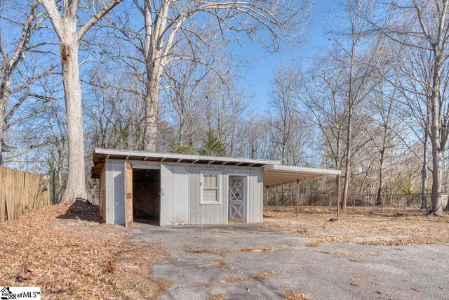 $239,900 | 7 Courtney Circle, Greenville, SC 29617