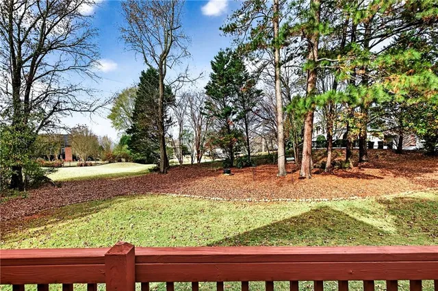 $949,900 | 200 Pebble Beach Drive, Fayetteville, GA 30215