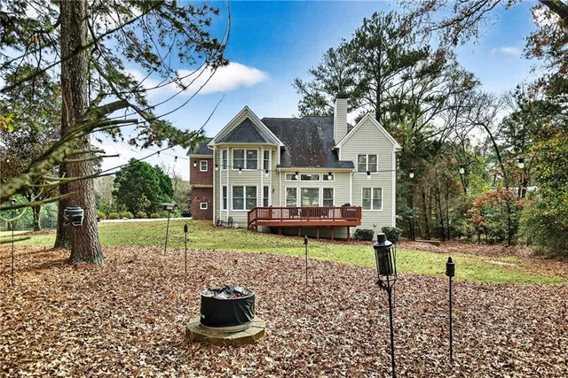 $949,900 | 200 Pebble Beach Drive, Fayetteville, GA 30215