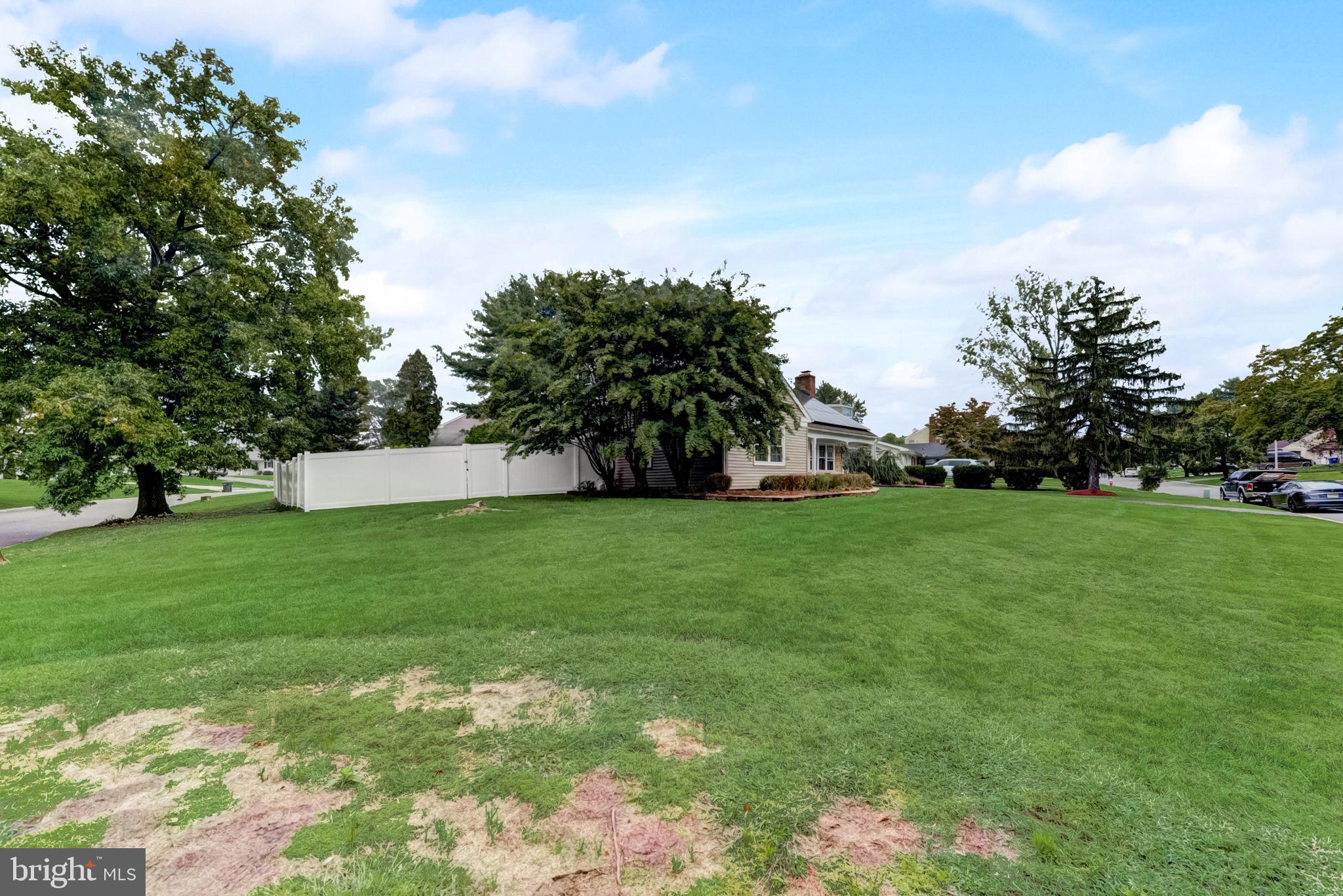 83 Country Club Road Willingboro, NJ 08046 - Photo 3 of 87