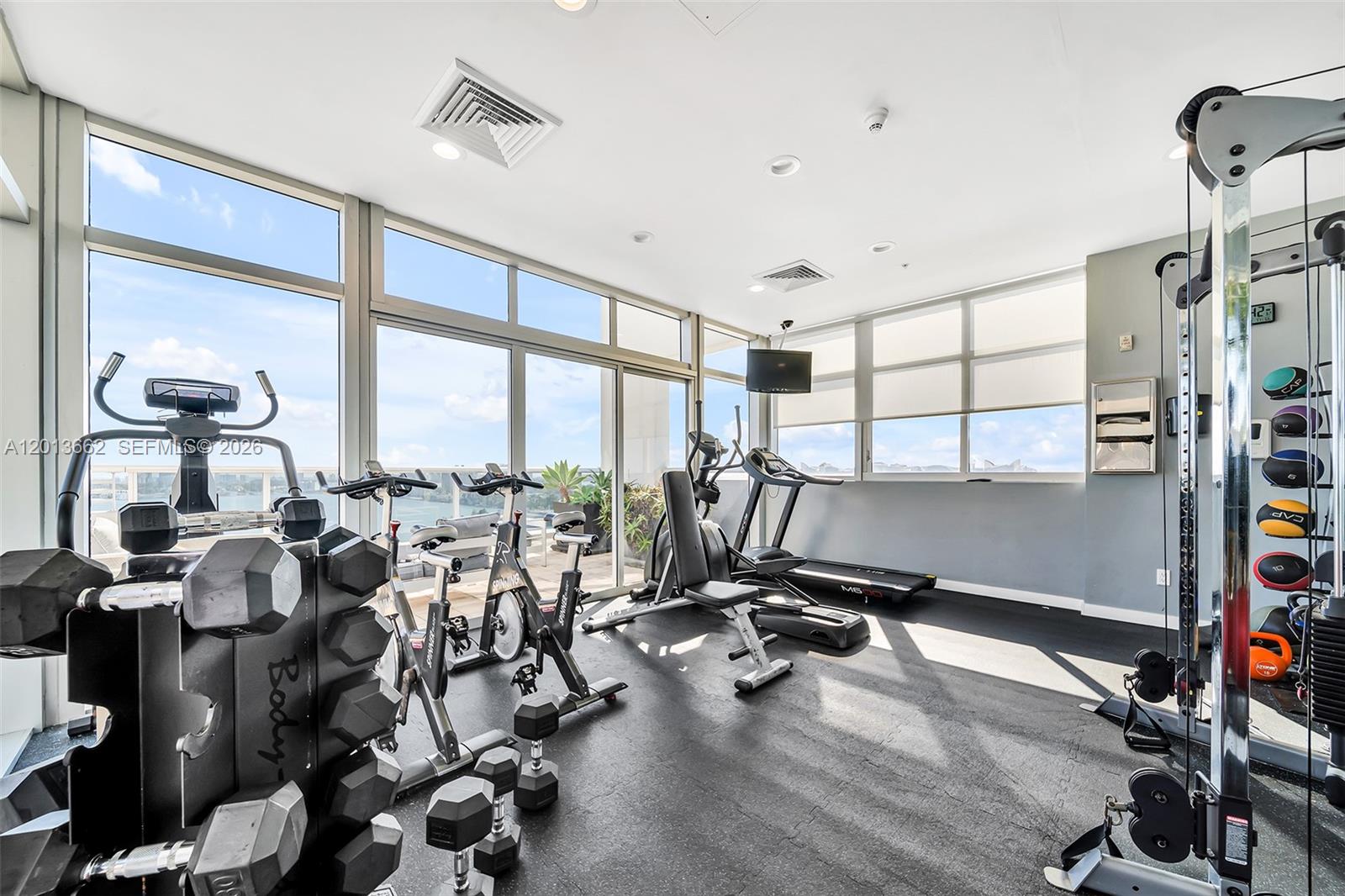 7929 West Drive, Unit 1501 North Bay Village, FL 33141 - Photo 36 of 37 Gallery Image 36