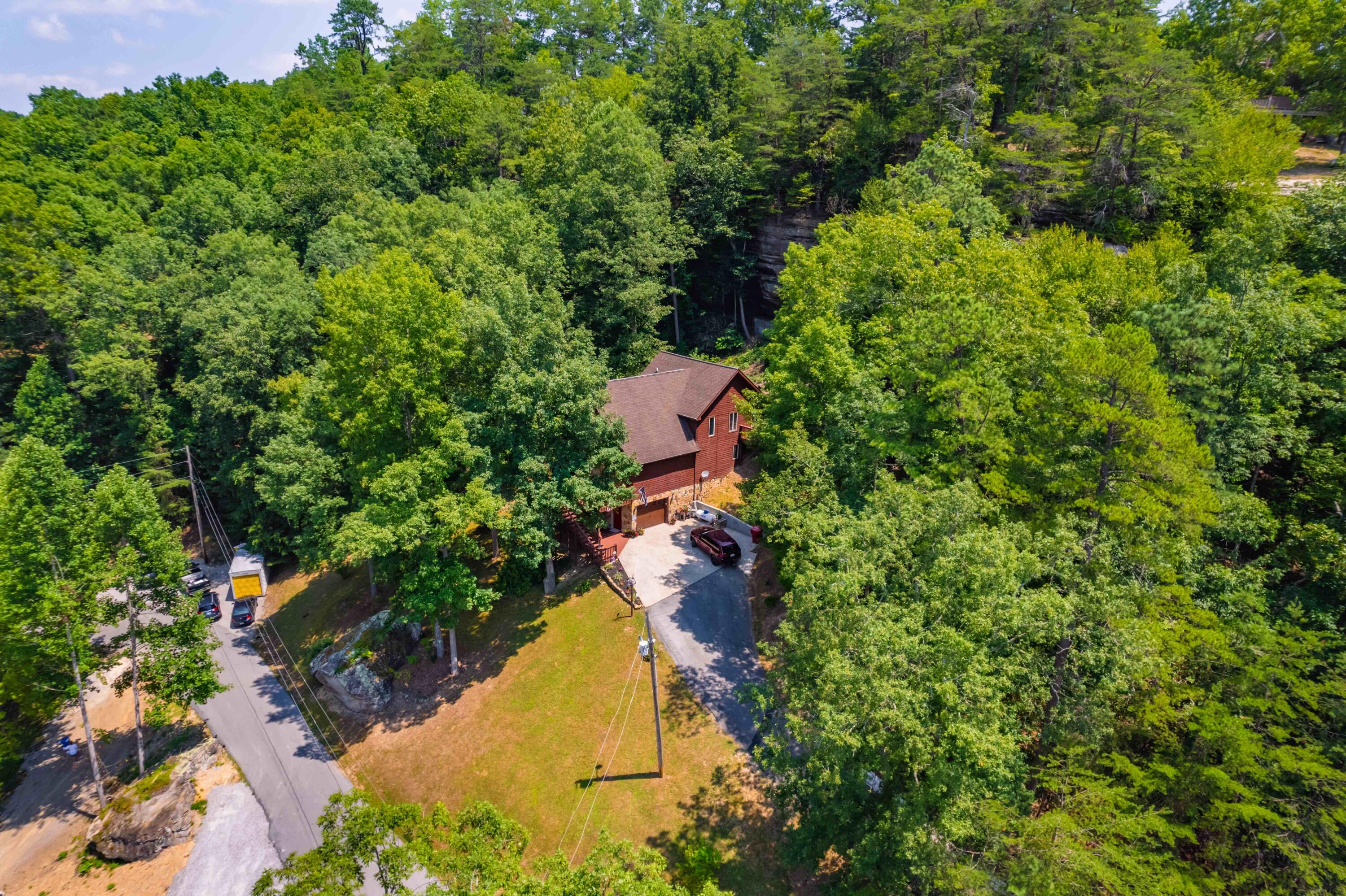 1014 Cliffs Edge Road East Bernstadt, KY 40729 - Photo 63 of 69 DJI_003623