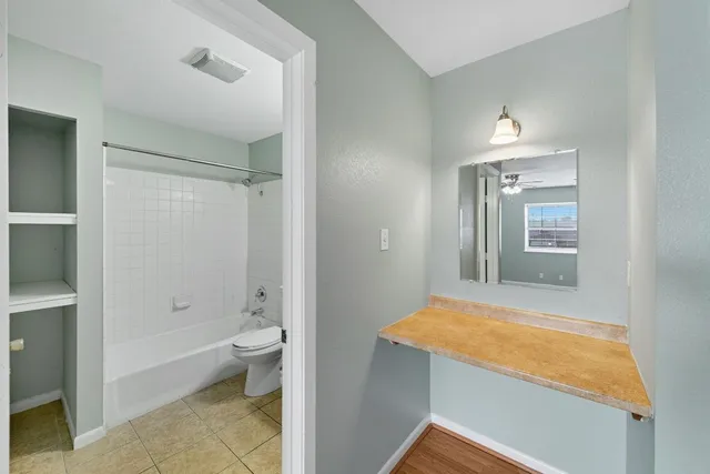 $699,900 | 2206 Mission Hill Drive, Unit 101#104, Austin, TX 78741