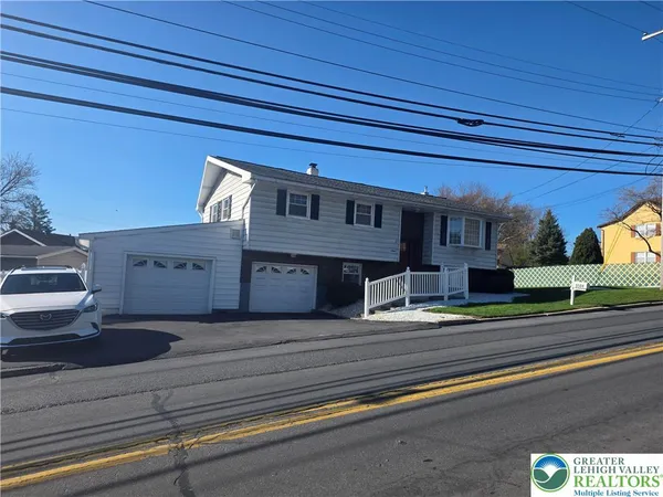 $319,900 | 5504 Main Street, Whitehall, PA 18052
