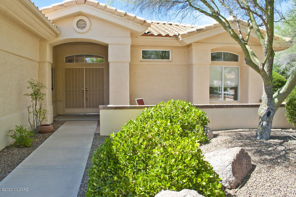 1295 East Royal Oak Road Oro Valley, AZ 85755 - Photo 2 of 34