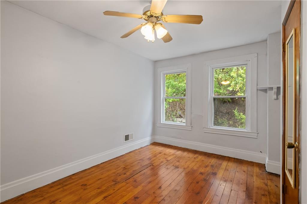 520 Suffolk Street Pittsburgh, PA 15214 - Photo 14 of 25