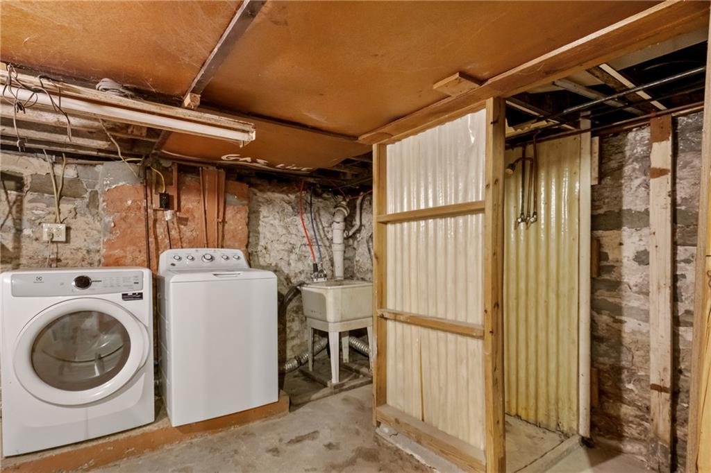 520 Suffolk Street Pittsburgh, PA 15214 - Photo 22 of 25