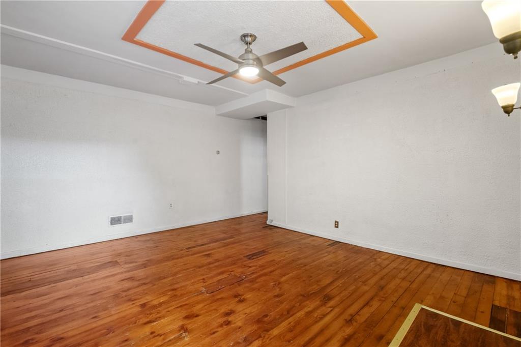 520 Suffolk Street Pittsburgh, PA 15214 - Photo 5 of 25