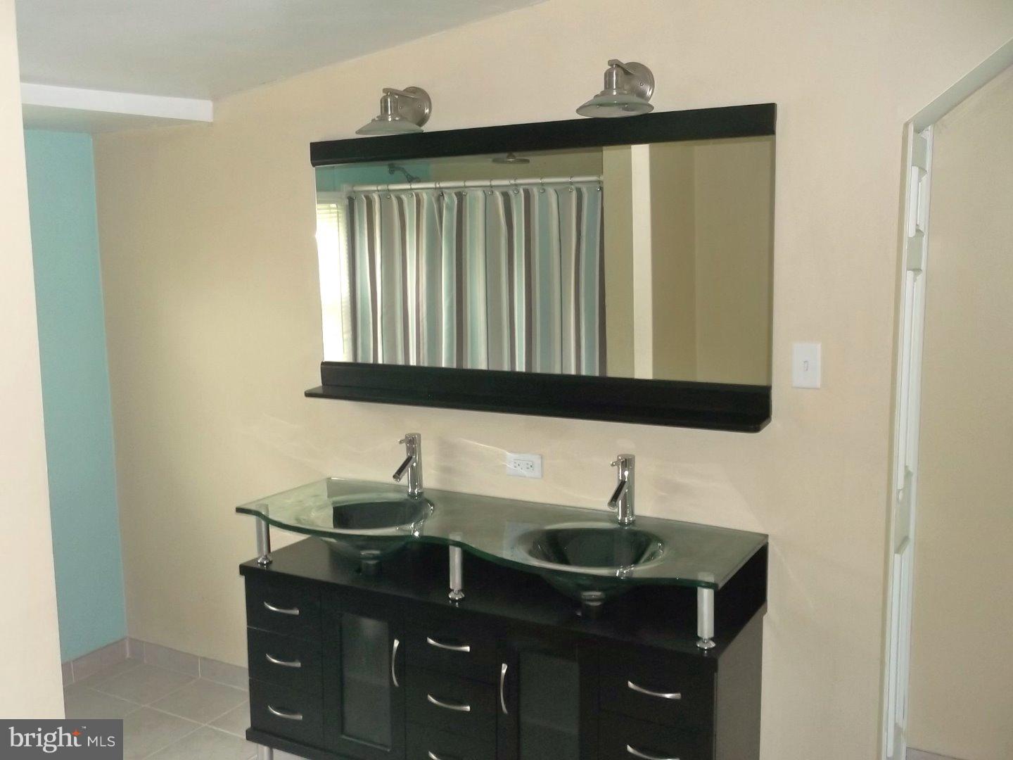 9219 Academy Road Philadelphia, PA 19114 - Photo 13 of 25 Gallery Image 13