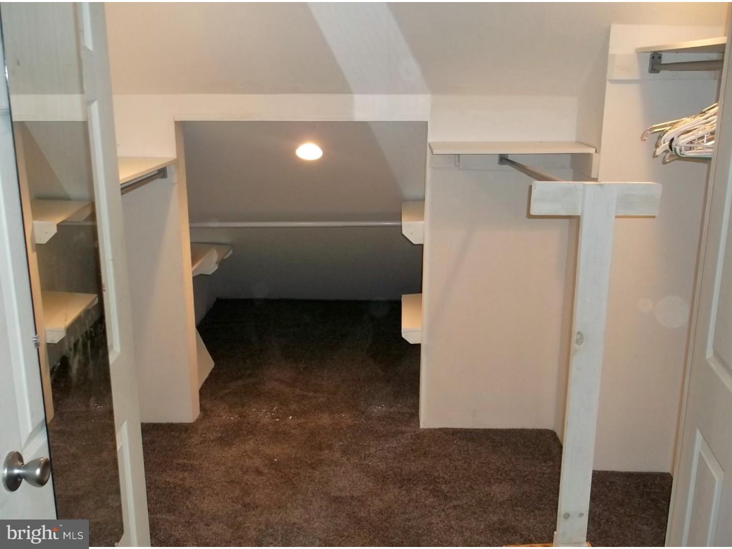 9219 Academy Road Philadelphia, PA 19114 - Photo 10 of 25 Gallery Image 10