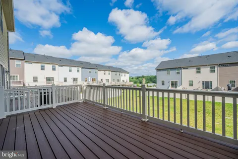 $445,000 | 10702 Lamoka Lane, New Market, MD 21774