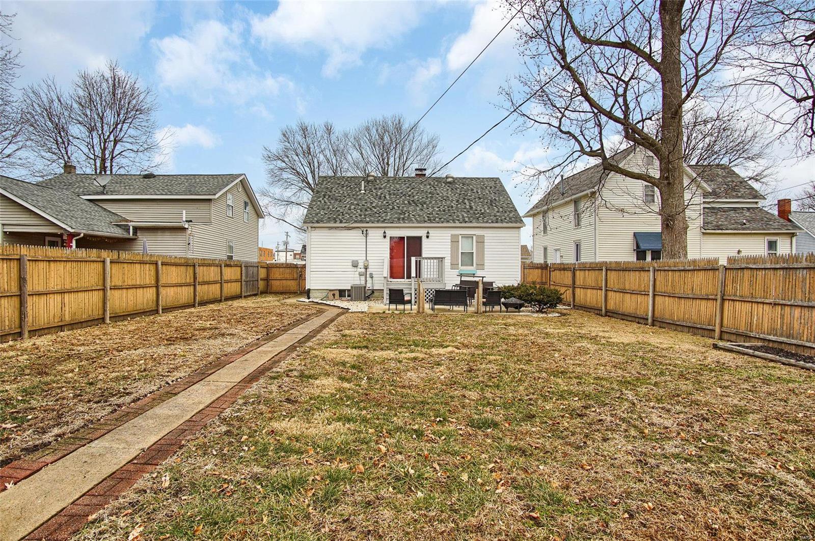 111 East 3rd O'Fallon, IL 62269 - Photo 28 of 29 Gallery Image 28