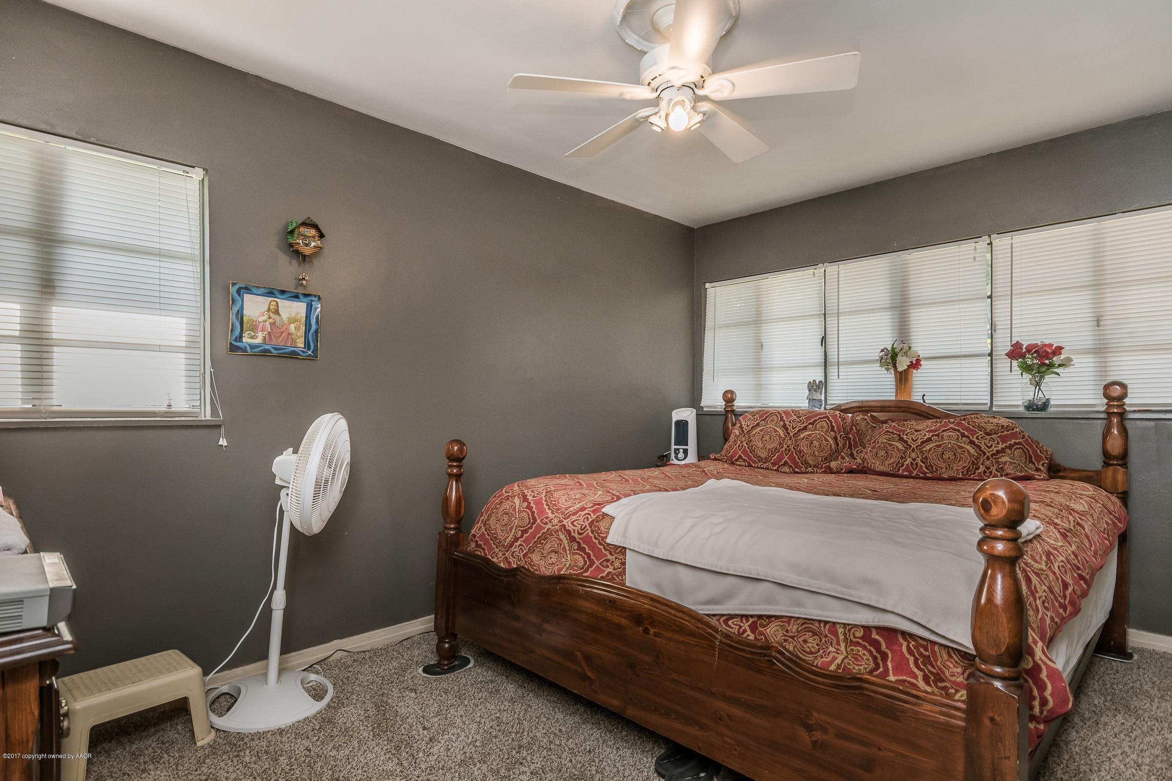 4307 Cline Road Amarillo, TX 79110 - Photo 10 of 16 010_2nd Bedroom_