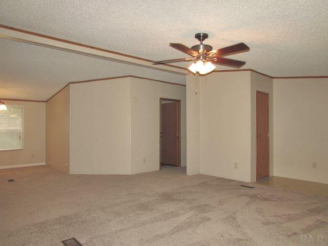 6253 Goliath Road Milton, FL 32583 - Photo 5 of 39 Gallery Image 5