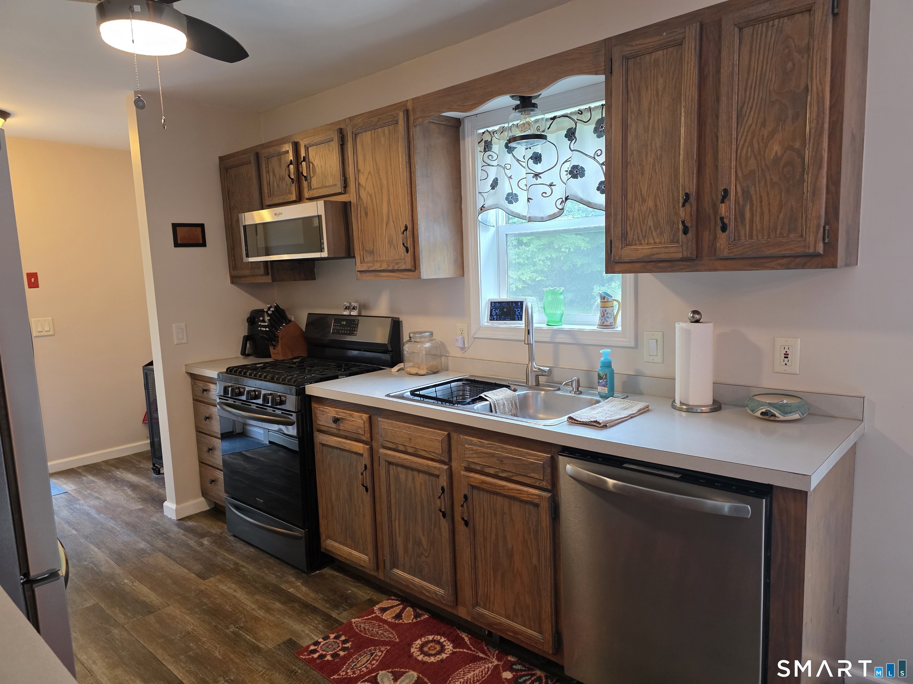 29 Bingham Road Canterbury, CT 06331 - Photo 3 of 37