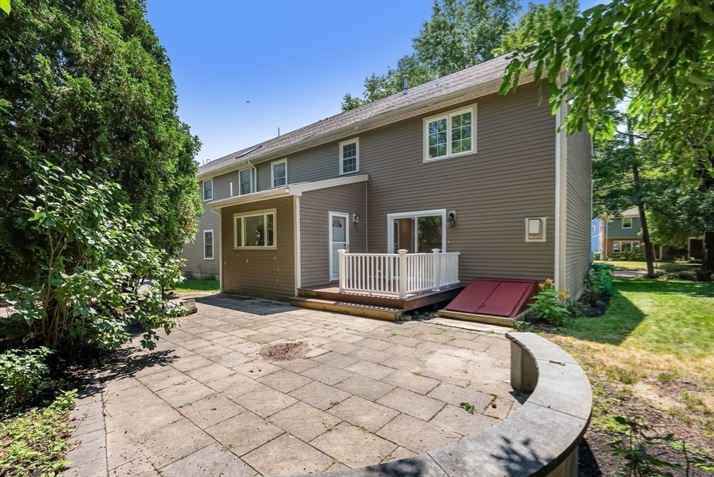 107 Rowe Street Newton, MA 02466 - Photo 29 of 30