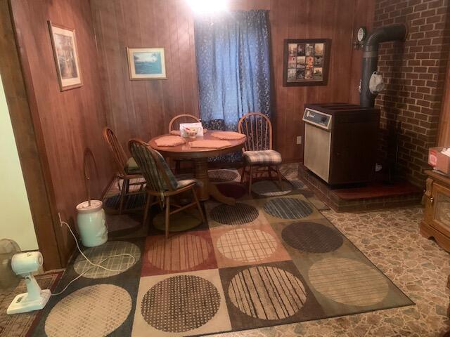3745 McKee Road Irvine, KY 40336 - Photo 10 of 17 Glen Clark Family Room