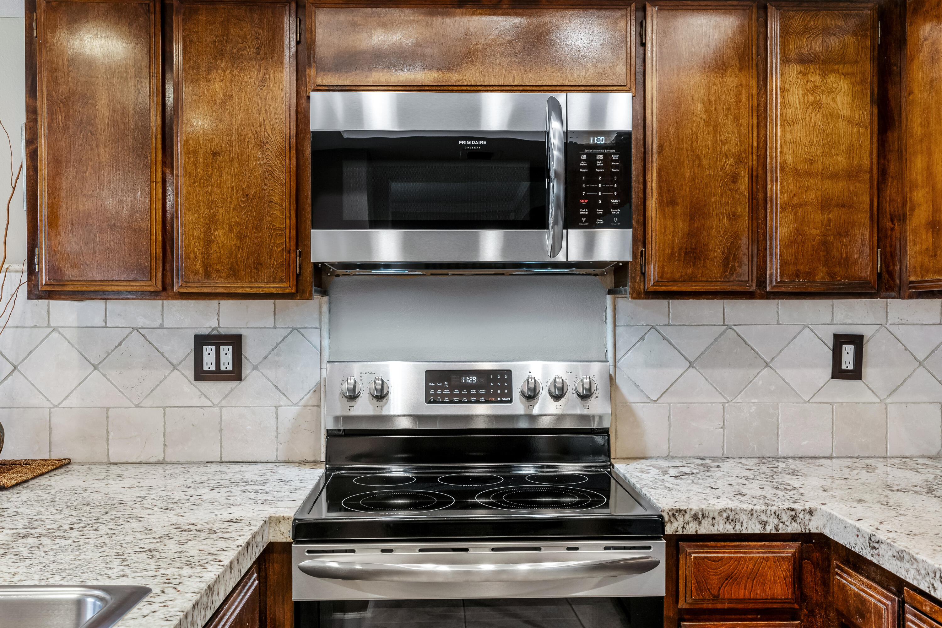 35981 Novio Court Rancho Mirage, CA 92270 - Photo 17 of 57 907A3042