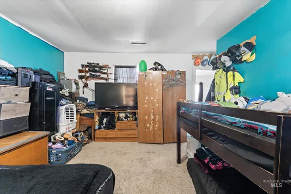 $774,999 | 20286 Travis Road, Wilder, ID 83676