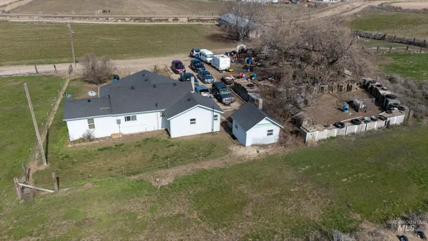 $774,999 | 20286 Travis Road, Wilder, ID 83676