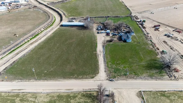 $774,999 | 20286 Travis Road, Wilder, ID 83676