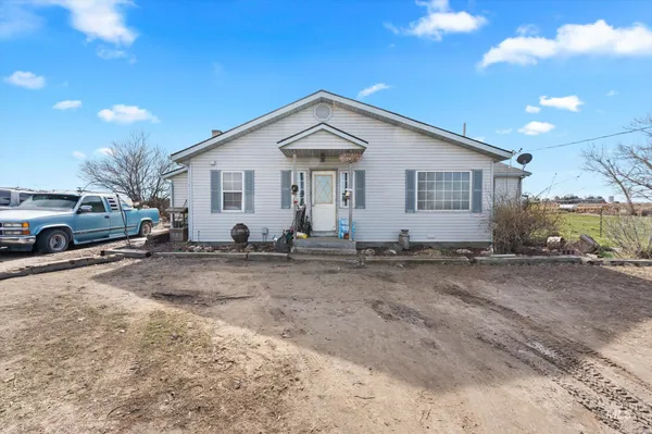 $774,999 | 20286 Travis Road, Wilder, ID 83676