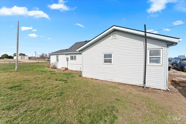 $774,999 | 20286 Travis Road, Wilder, ID 83676