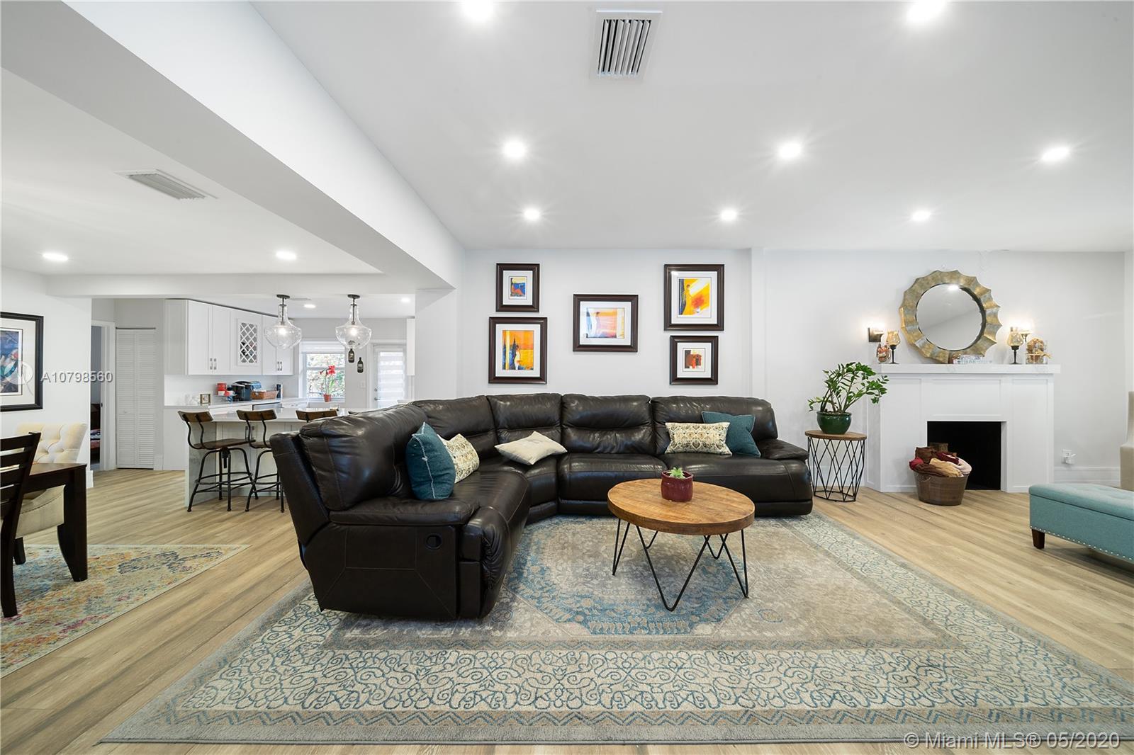 410 Southwest 27th Road Miami, FL 33129 - Photo 15 of 40