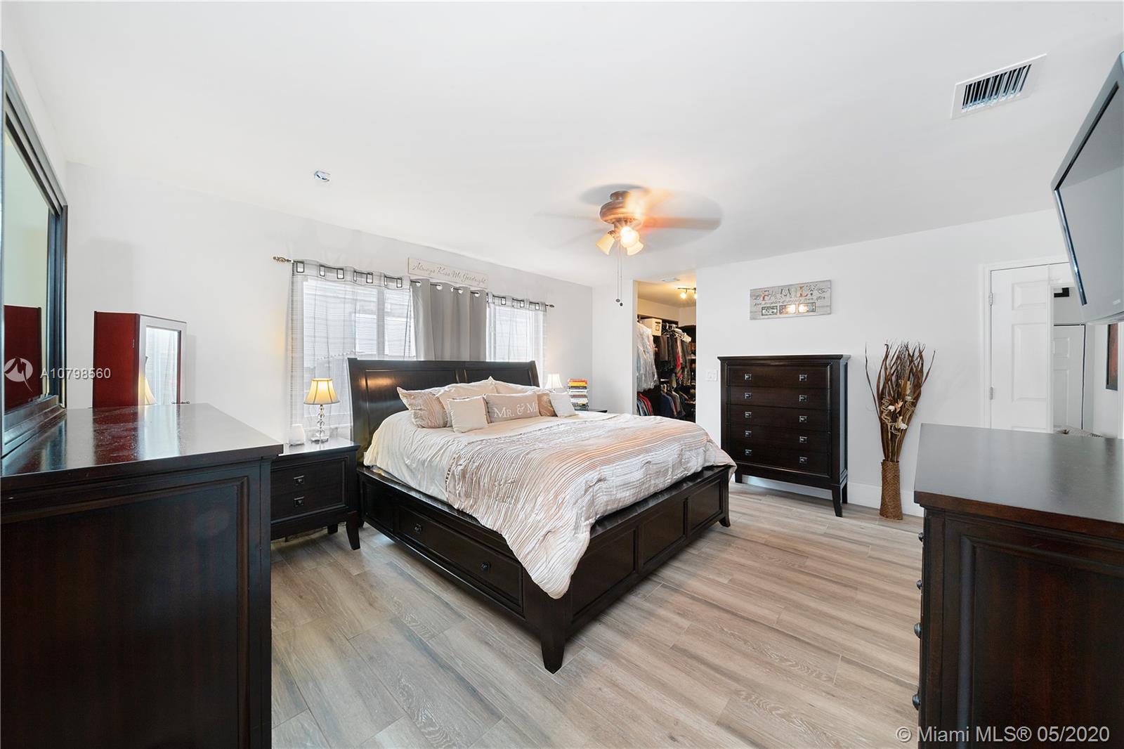 410 Southwest 27th Road Miami, FL 33129 - Photo 19 of 40