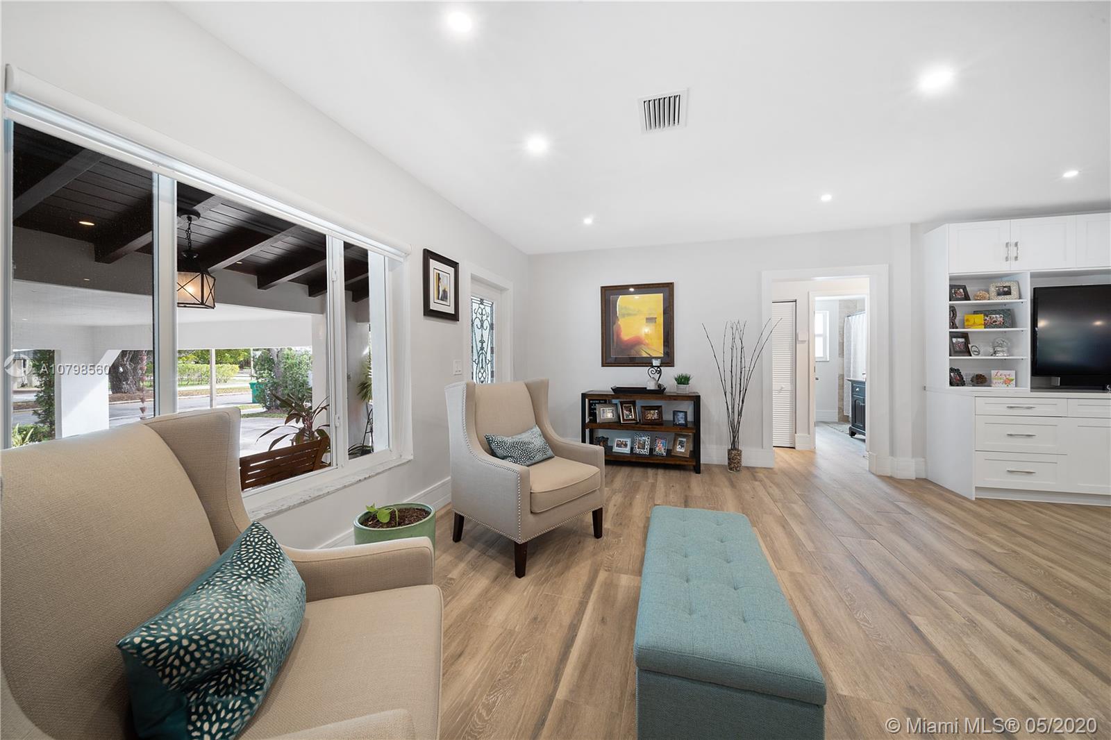 410 Southwest 27th Road Miami, FL 33129 - Photo 8 of 40