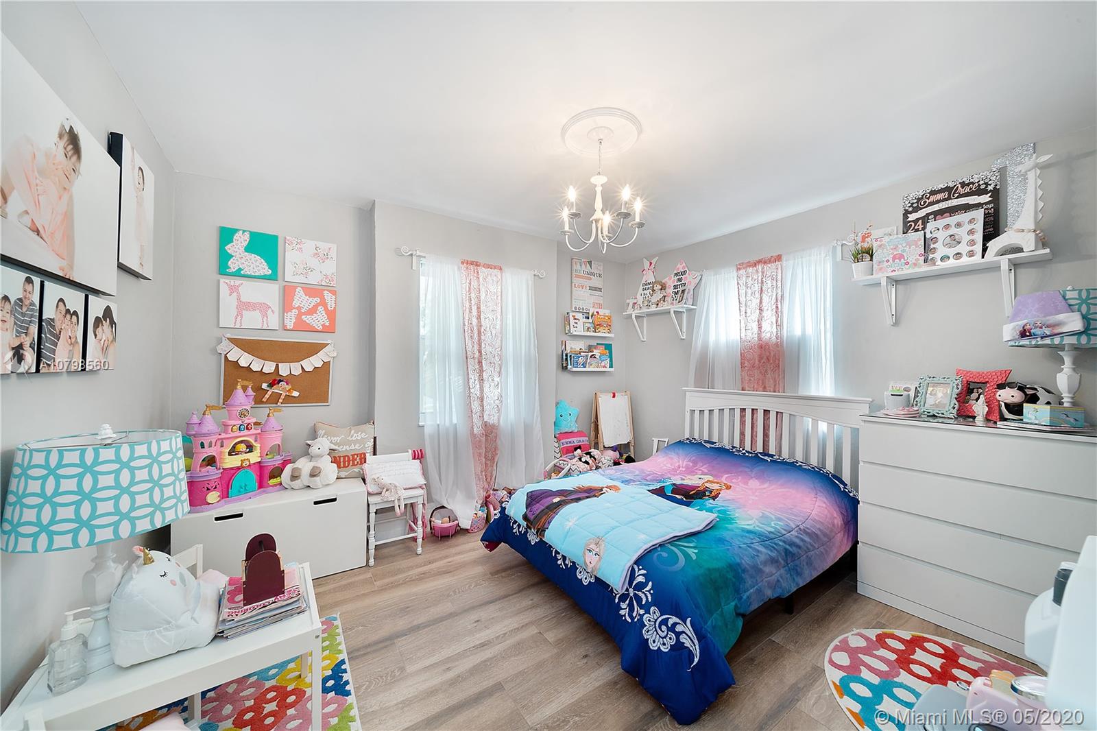 410 Southwest 27th Road Miami, FL 33129 - Photo 10 of 40