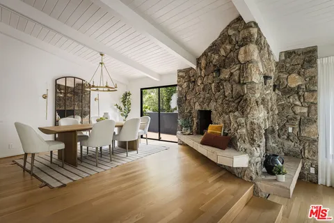 $1,900,000 | 2426 Cazaux Place, Los Angeles, CA 90068