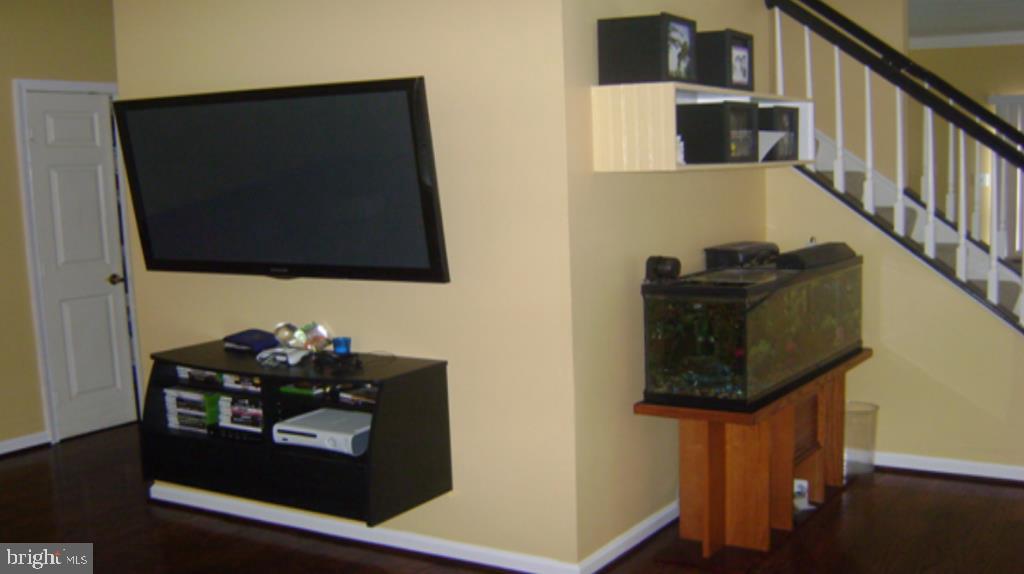 9249 Lorton Valley Road Lorton, VA 22079 - Photo 11 of 25 Gallery Image 11