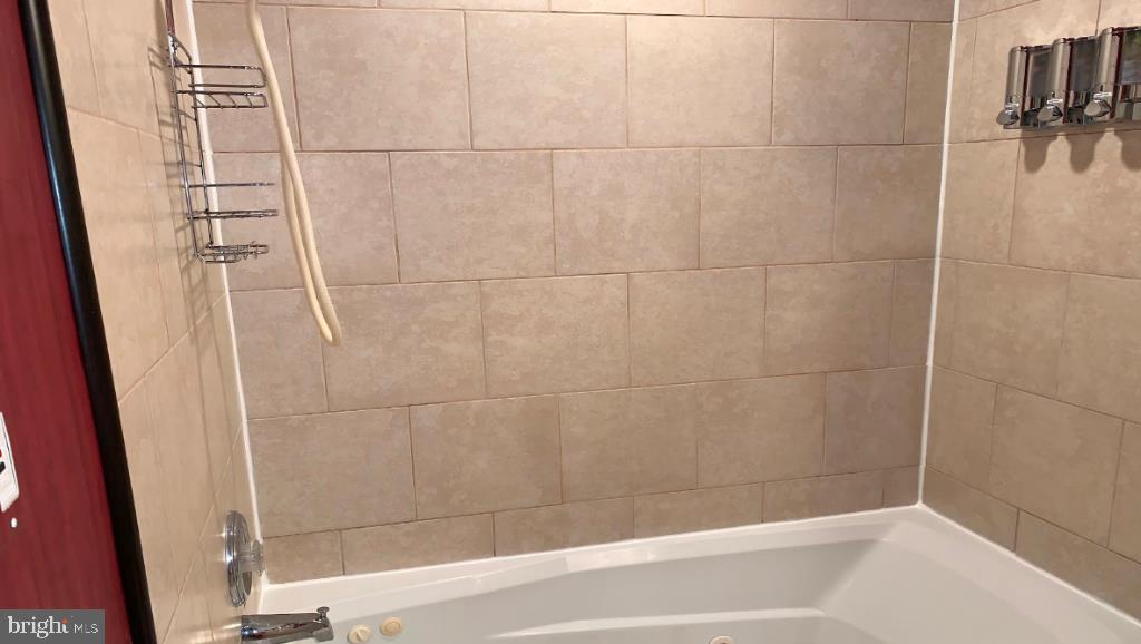 9249 Lorton Valley Road Lorton, VA 22079 - Photo 17 of 25 Gallery Image 17