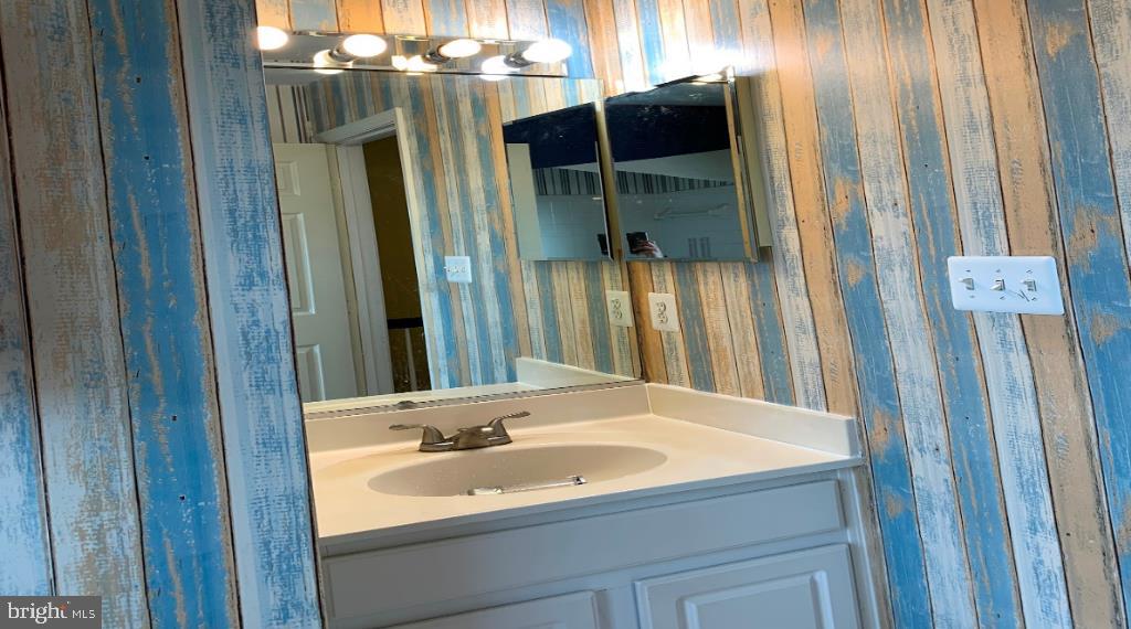 9249 Lorton Valley Road Lorton, VA 22079 - Photo 18 of 25 Gallery Image 18