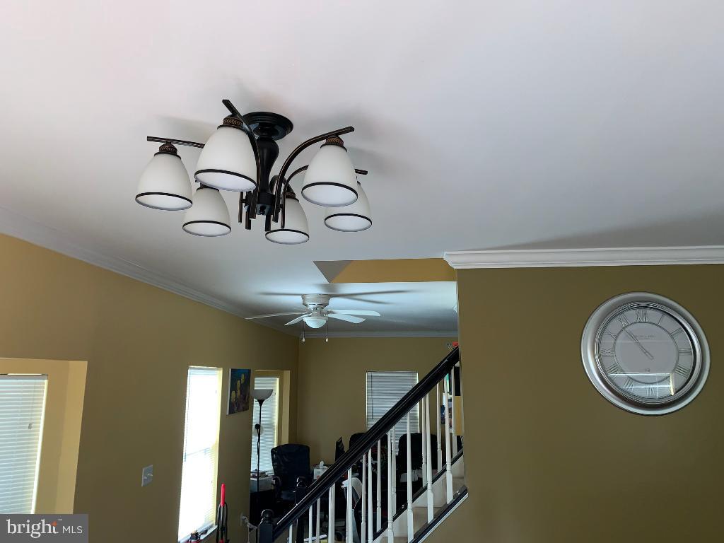 9249 Lorton Valley Road Lorton, VA 22079 - Photo 4 of 25 Gallery Image 4