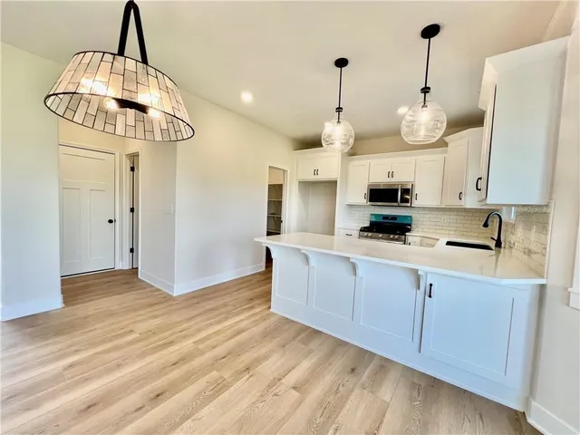 $531,900 | 1984 Longview Drive, Liberty, MO 64068