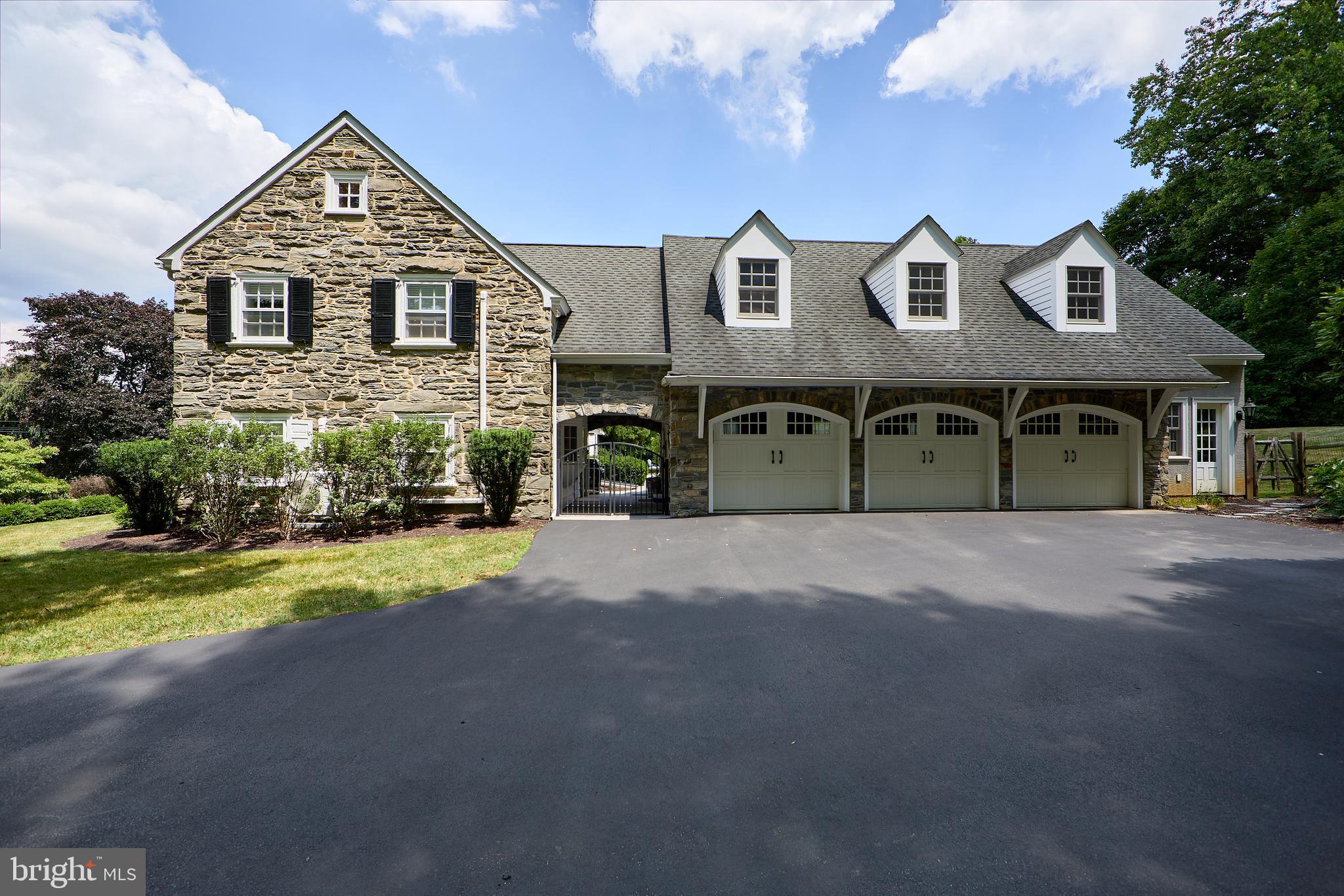 1149 Pugh Road Wayne, PA 19087 - Photo 10 of 65