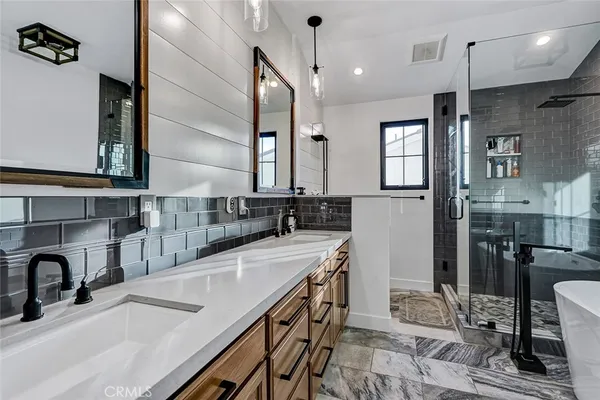 $22,500 | 1852 6th Street, Manhattan Beach, CA 90266