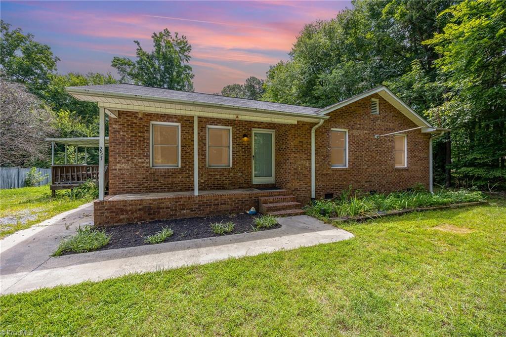 257 North County Home Road Lexington, NC 27292 - Photo 1 of 17 Gallery Image 1