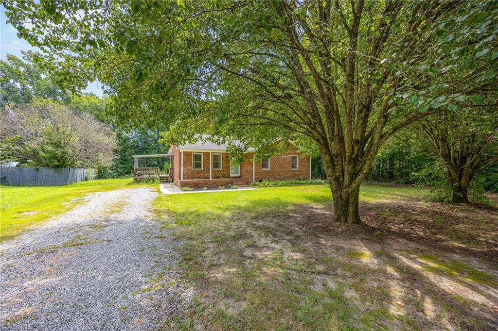257 North County Home Road Lexington, NC 27292 - Photo 2 of 17 Gallery Image 2