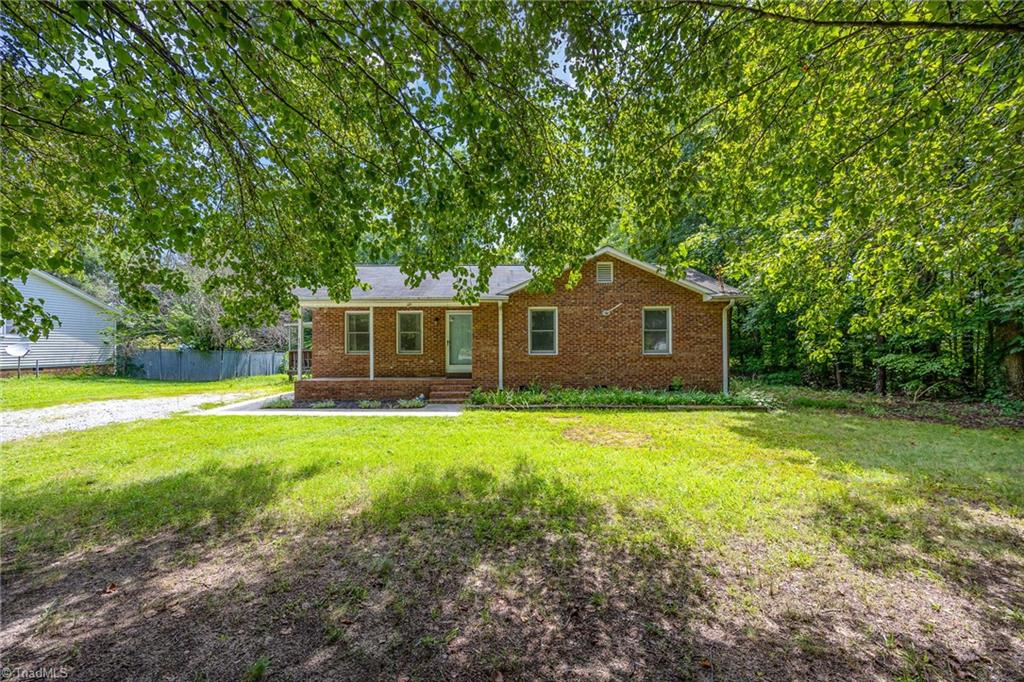 257 North County Home Road Lexington, NC 27292 - Photo 3 of 17 Gallery Image 3