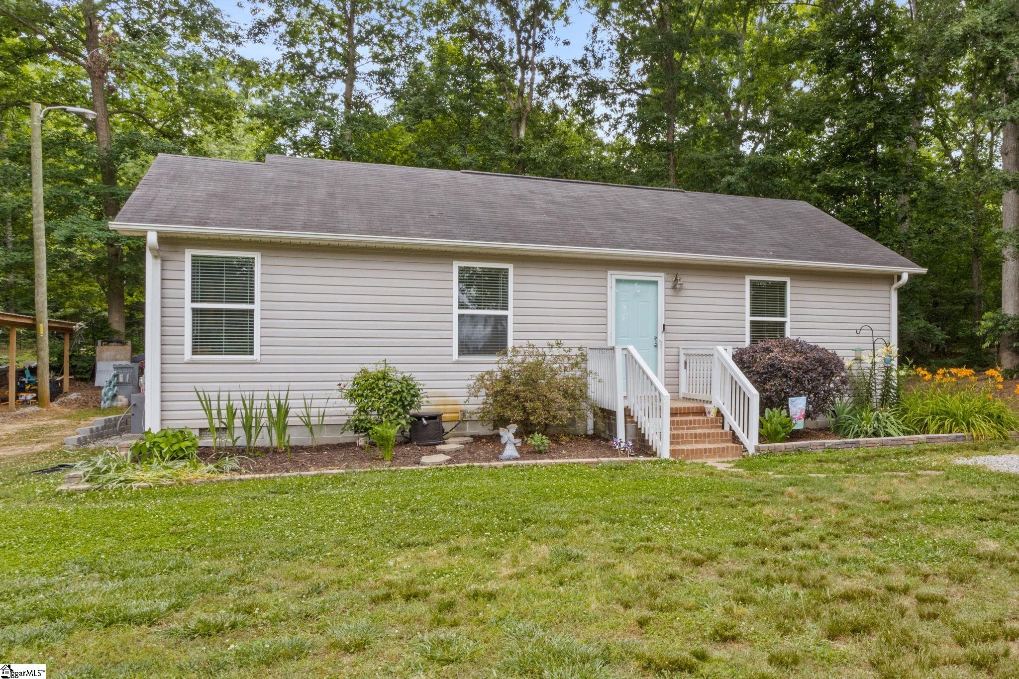 300 Burgess School Road Pelzer, SC 29669 - Photo 3 of 29