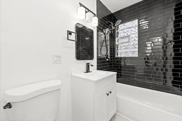 $249,999 | 140 West 110th Street, Chicago, IL 60628