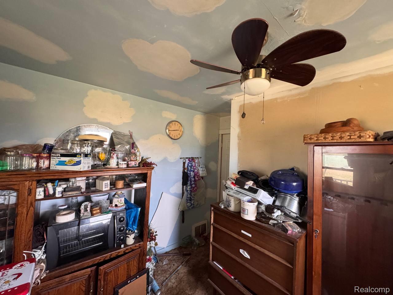 4703 North Byron Road Lennon, MI 48449 - Photo 9 of 25 Corunna 9.jpg
